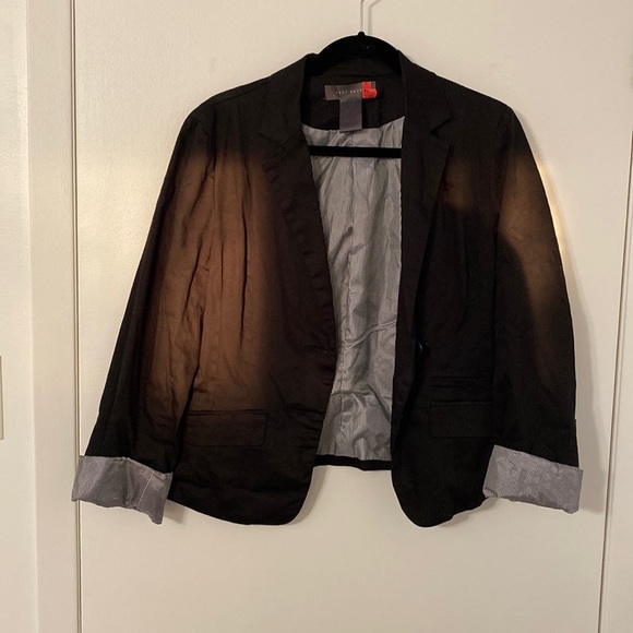 Structured black blazer. - Picture 1 of 2